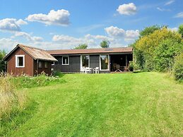 6 Person Holiday Home in Farevejle-by Traum