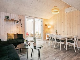 6 Person Holiday Home in Hals