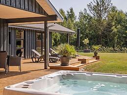 5 Star Holiday Home in Vaeggerlose