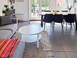 6 Person Holiday Home in Hadsund