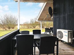 6 Person Holiday Home in Idestrup-by Traum