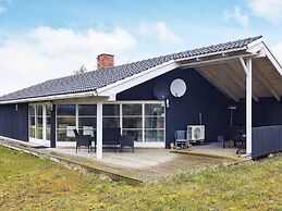 6 Person Holiday Home in Idestrup-by Traum
