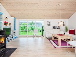 6 Person Holiday Home in Idestrup-by Traum