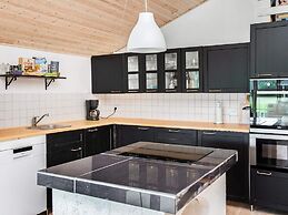 6 Person Holiday Home in Idestrup-by Traum
