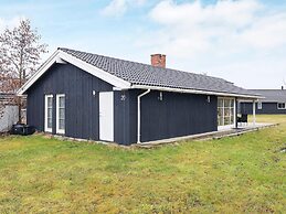 6 Person Holiday Home in Idestrup-by Traum