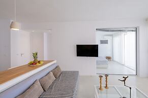 Infinite Blue Luxury Suites