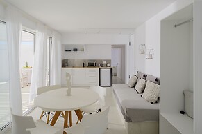 Infinite Blue Luxury Suites