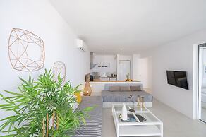 Infinite Blue Luxury Suites