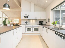 18 Person Holiday Home in Fjerritslev