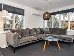 6 Person Holiday Home in Tarm-by Traum