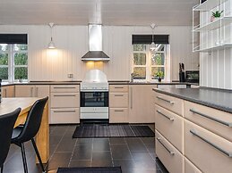 6 Person Holiday Home in Tarm-by Traum