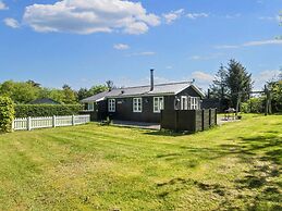 6 Person Holiday Home in Tarm-by Traum