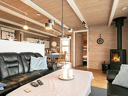 6 Person Holiday Home in Hals