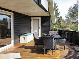 6 Person Holiday Home in Hals