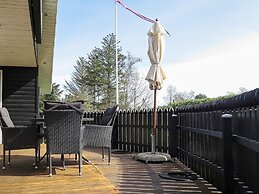 6 Person Holiday Home in Hals