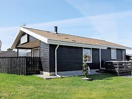 6 Person Holiday Home in Hals