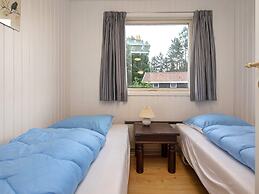 9 Person Holiday Home in Vaeggerlose