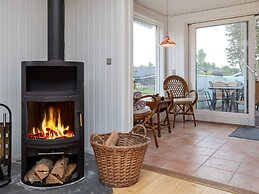 9 Person Holiday Home in Vaeggerlose