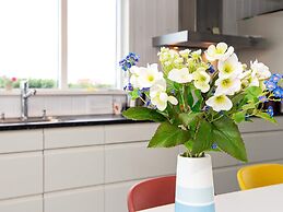 6 Person Holiday Home in Hemmet