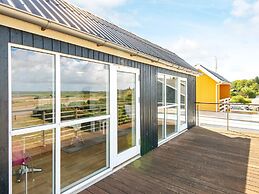 6 Person Holiday Home in Hemmet