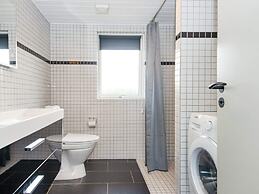 6 Person Holiday Home in Hemmet