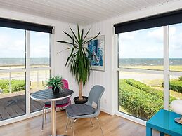 6 Person Holiday Home in Hemmet