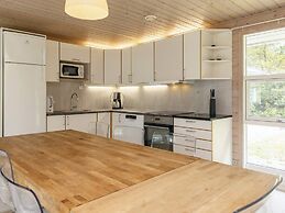 10 Person Holiday Home in Vaeggerlose-by Traum