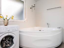 10 Person Holiday Home in Ronde