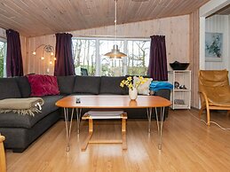 10 Person Holiday Home in Ronde