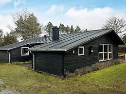 6 Person Holiday Home in Blokhus