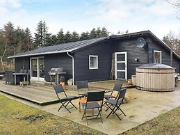 6 Person Holiday Home in Blokhus