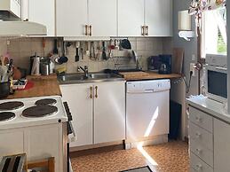 6 Person Holiday Home in Bottnaryd-by Traum