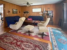 6 Person Holiday Home in Bottnaryd-by Traum