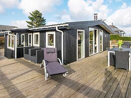 6 Person Holiday Home in Hejls