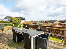 6 Person Holiday Home in Hejls