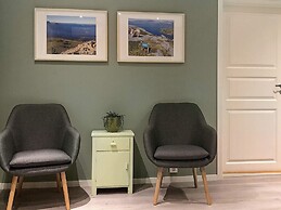 5 Person Holiday Home in Svelgen-by Traum