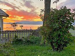 5 Person Holiday Home in Svelgen-by Traum