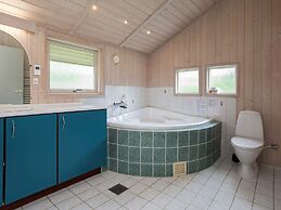 8 Person Holiday Home in Vaeggerlose-by Traum