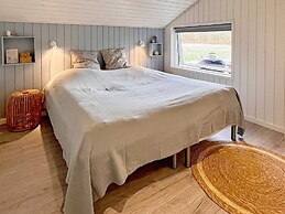 6 Person Holiday Home in Ansager