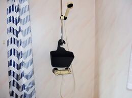 6 Person Holiday Home in Bud-by Traum