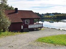 6 Person Holiday Home in Bud-by Traum