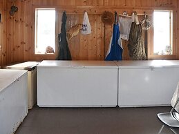 6 Person Holiday Home in Bud-by Traum