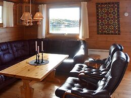 6 Person Holiday Home in Bud-by Traum