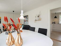6 Person Holiday Home in Lokken-by Traum