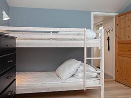 6 Person Holiday Home in Vaeggerlose