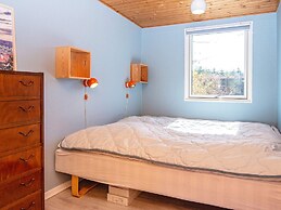 4 Person Holiday Home in Allingabro-by Traum