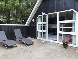 8 Person Holiday Home in Blavand