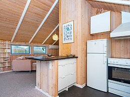 5 Person Holiday Home in Farvang