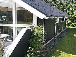 5 Person Holiday Home in Farvang