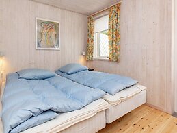 6 Person Holiday Home in Hojslev-by Traum
